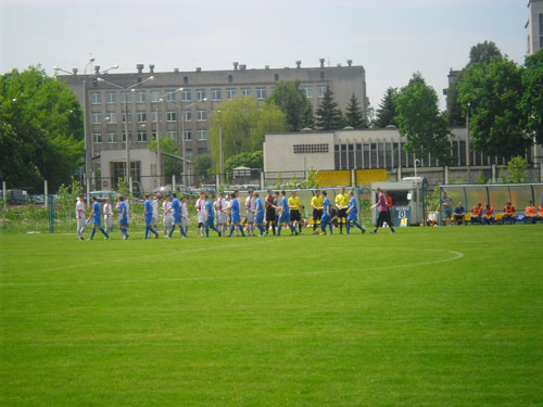 image001