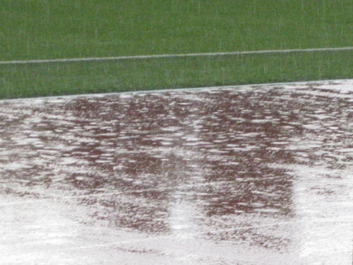image023
